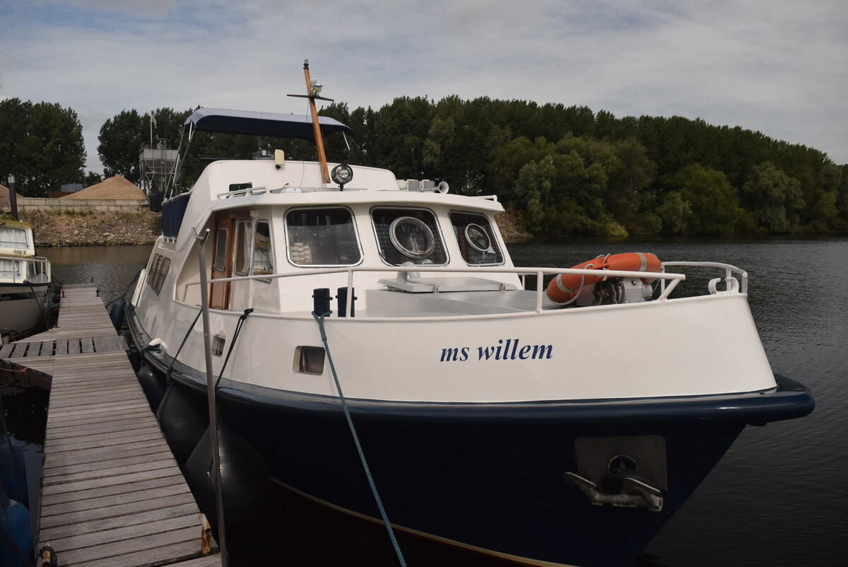 EX RWS SWIN 1338 Patio