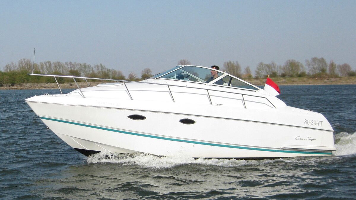 Chris Craft 232 Crowne