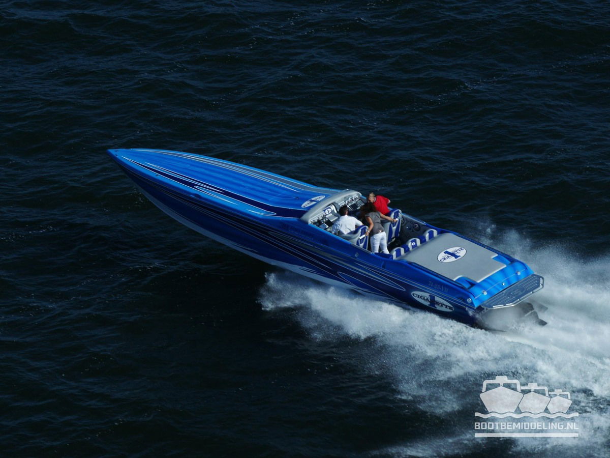 Cigarette 39 Top Gun Unlimited