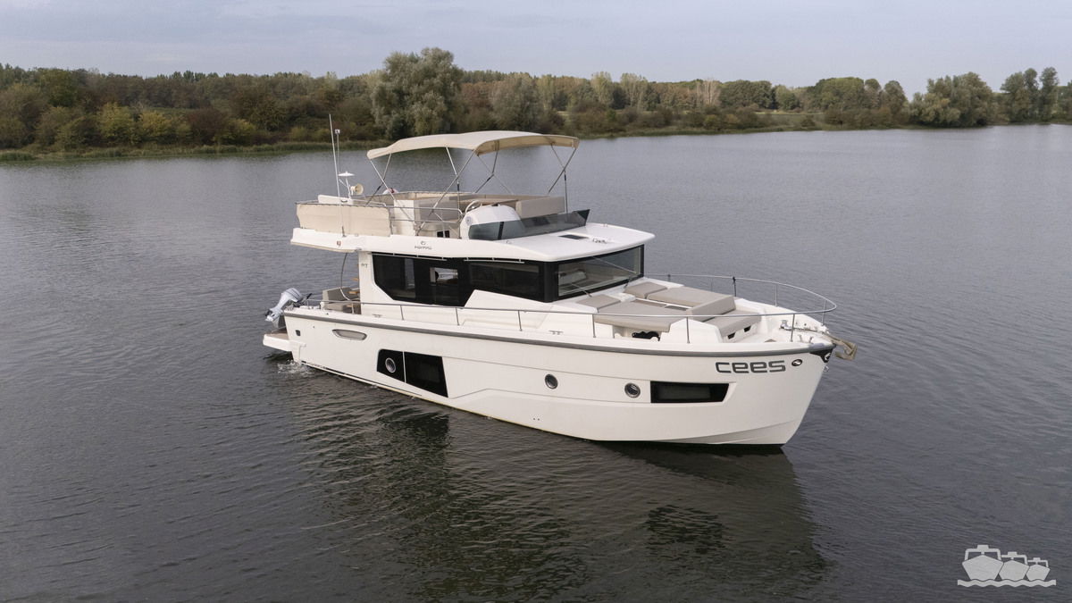 Cranchi Eco Trawler 43 Long Distance